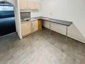 Kitchen - click for photo gallery